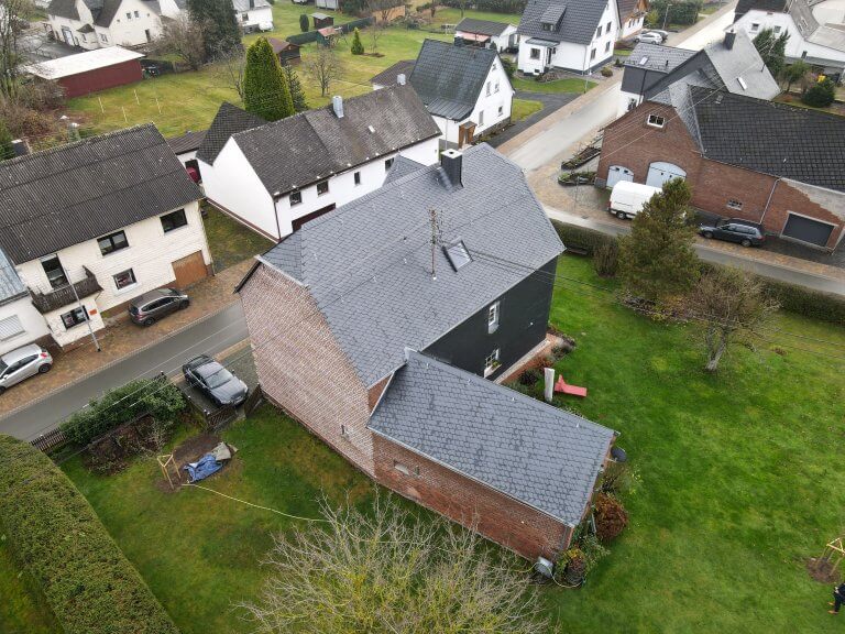 Schieferdach von oben