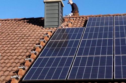 Photovoltaikanlagen auf einem Dach